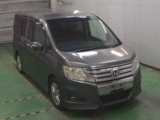 Honda Step Wagon 2012