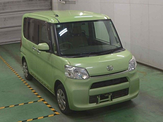 Daihatsu Tanto 2015