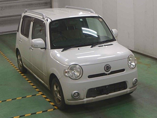 Daihatsu Mira 2011