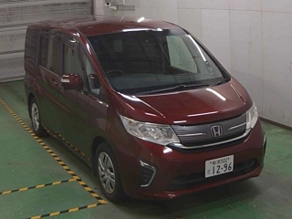 Honda Step Wagon 2015