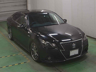 Toyota Crown 2013