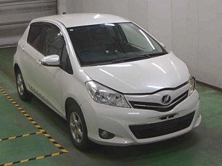 Toyota Vitz 2011
