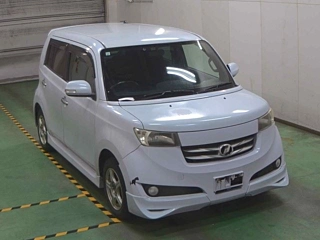 Toyota bB 2008