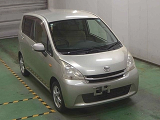 Daihatsu Move 2011