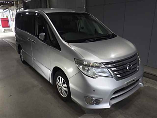 Nissan Serena 2015