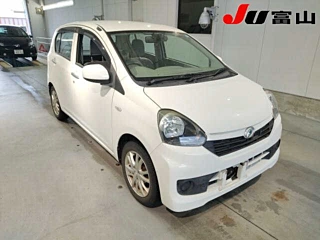 Daihatsu Mira 2015