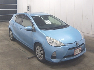 Toyota Aqua 2013