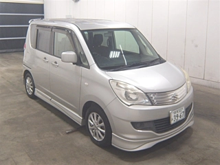 Suzuki Solio 2013