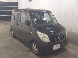 Nissan Roox 2011