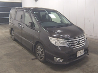 Nissan Serena 2015