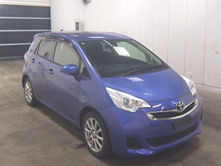 Toyota Ractis 2015