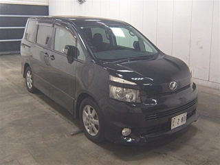 Toyota Voxy 2009