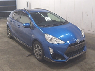 Toyota Aqua 2015