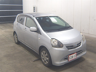 Daihatsu Mira 2011