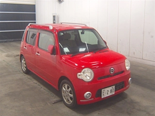 Daihatsu Mira 2011