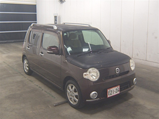 Daihatsu Mira 2010