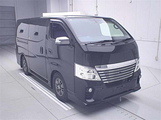 Nissan Caravan 2019