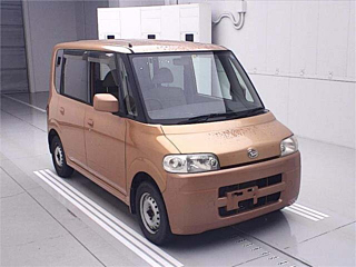 Daihatsu Tanto 2005