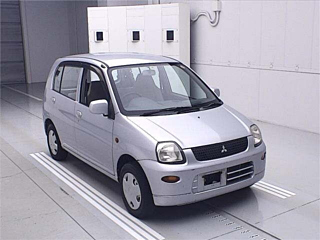 Mitsubishi Minica 2011