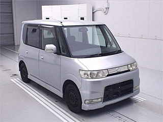Daihatsu Tanto 2005