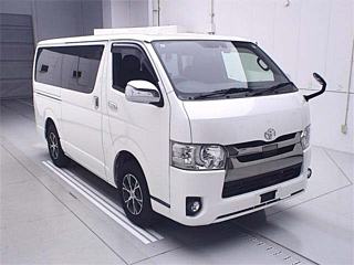 Toyota Regius 2019