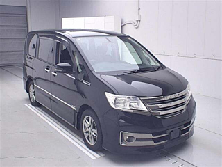 Nissan Serena 2013