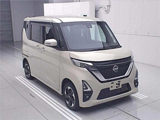 Nissan Roox 2021