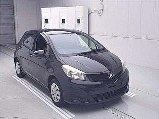 Toyota Vitz 2013