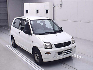 Mitsubishi Minica 2008