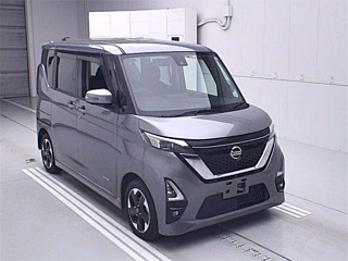 Nissan Roox 2020