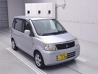 Mitsubishi EK 2005