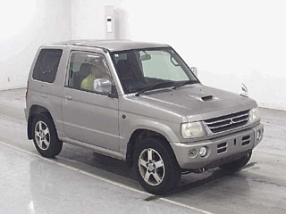 Mitsubishi Pajero 2005