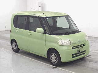 Daihatsu Tanto 2011