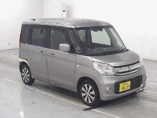 Suzuki Spacia