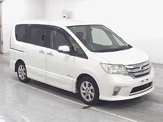 Nissan Serena 2013