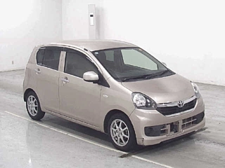 Toyota Pixis 2013