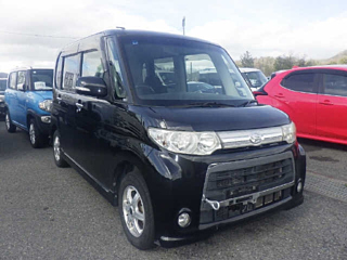 Daihatsu Tanto 2011