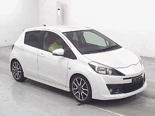 Toyota Vitz 2013