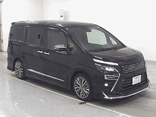 Toyota Voxy 2018