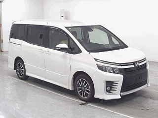 Toyota Voxy 2017