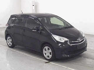 Toyota Ractis 2016