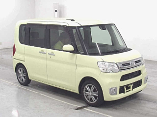Daihatsu Tanto 2015