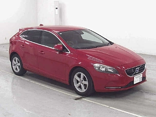 Volvo V40 2015