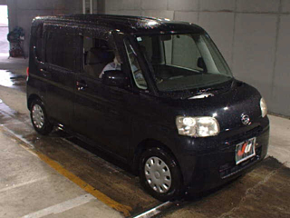 Daihatsu Tanto 2010