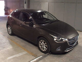Mazda Demio 2015
