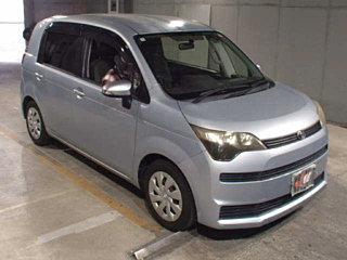 Toyota Spade 2012