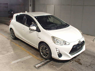 Toyota Aqua 2015