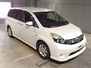 Toyota Isis 2014