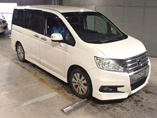 Honda Step Wagon 2011