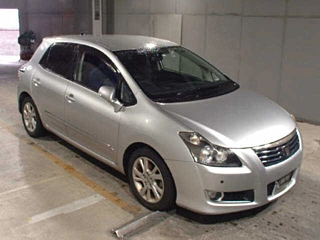 Toyota Blade 2011